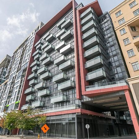 Beautiful Condos In The Heart Of Downtown By Globalstay Торонто Екстериор снимка
