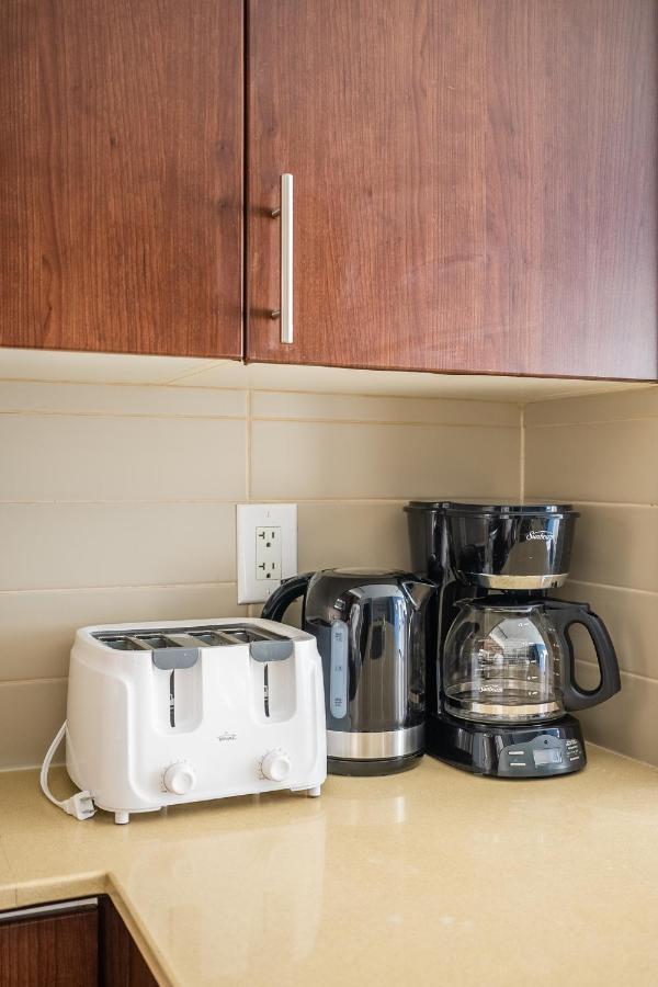 Beautiful Condos In The Heart Of Downtown By Globalstay Торонто Екстериор снимка