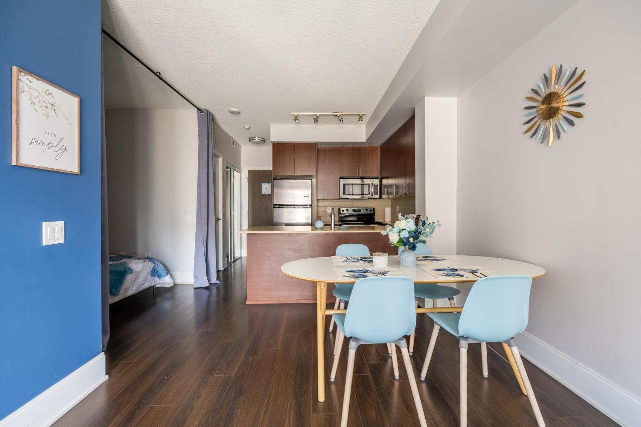 Beautiful Condos In The Heart Of Downtown By Globalstay Торонто Екстериор снимка