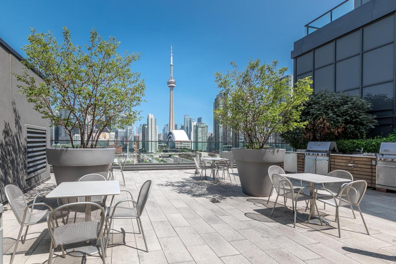 Beautiful Condos In The Heart Of Downtown By Globalstay Торонто Екстериор снимка