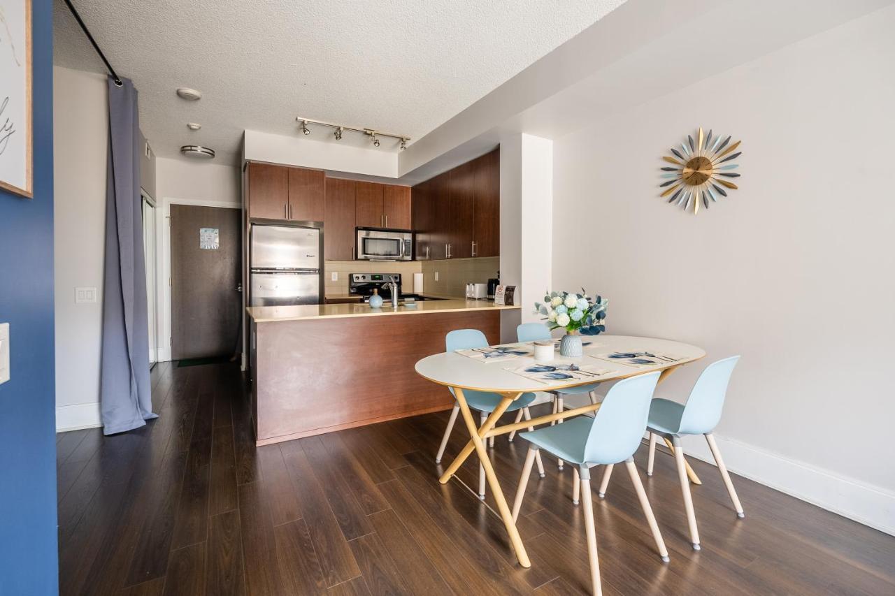 Beautiful Condos In The Heart Of Downtown By Globalstay Торонто Екстериор снимка