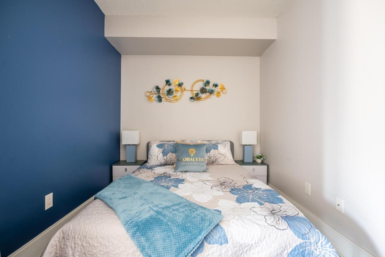 Beautiful Condos In The Heart Of Downtown By Globalstay Торонто Екстериор снимка